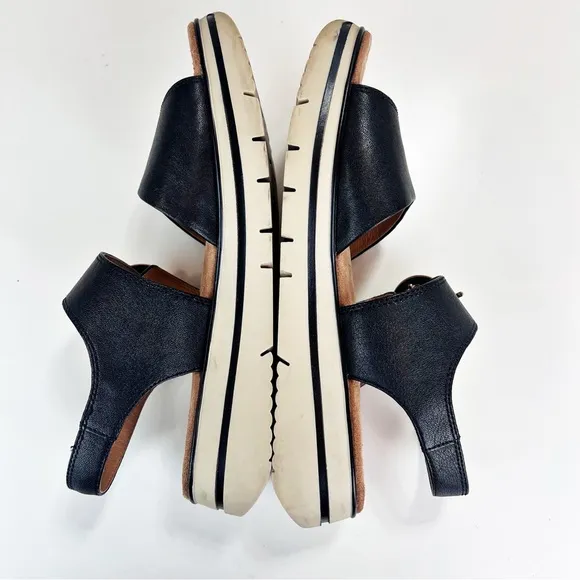 Salvia Arlo Sheep Leather Sandals Size 40 Walking Chunky Sole Cushioned Platform