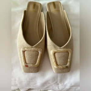 Sam Edelman Linen Buckled Slide Flats New in Box size 9 M