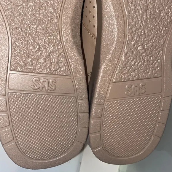 SAS Free Time Walking Shoe-Mocha-Women’s Sz 8.5 Narrow-New W/out Box!