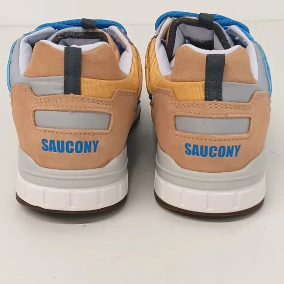 Saucony Women's Shadow 5000 Outdoor Low Top Sneakers - Blue and Camel