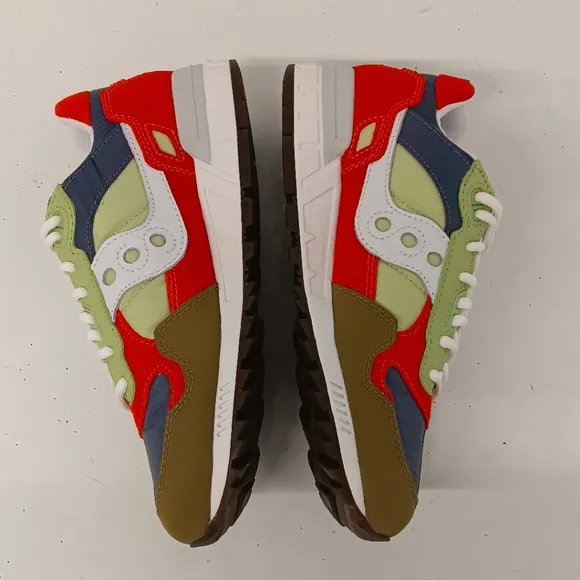 Saucony Women's Shadow 5000 Outdoor Low Top Sneakers - Green