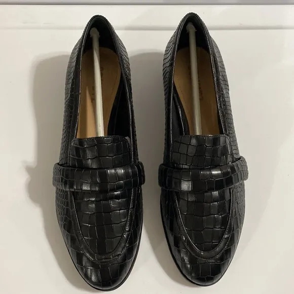 Schutz Romina Croc-Embossed All Leather Loafers in new black size 8