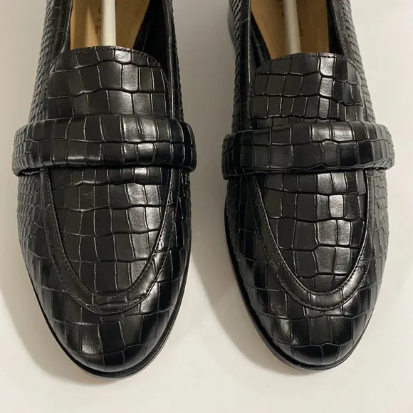 Schutz Romina Croc-Embossed All Leather Loafers in new black size 8