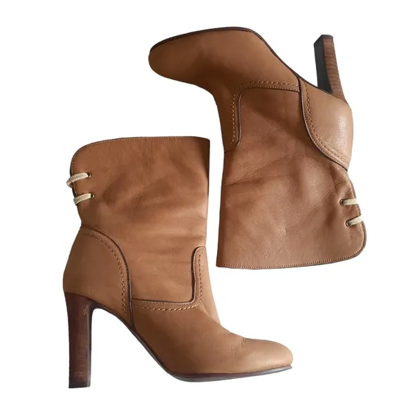 See By Cloe Lara Lace-Up Leather Boots