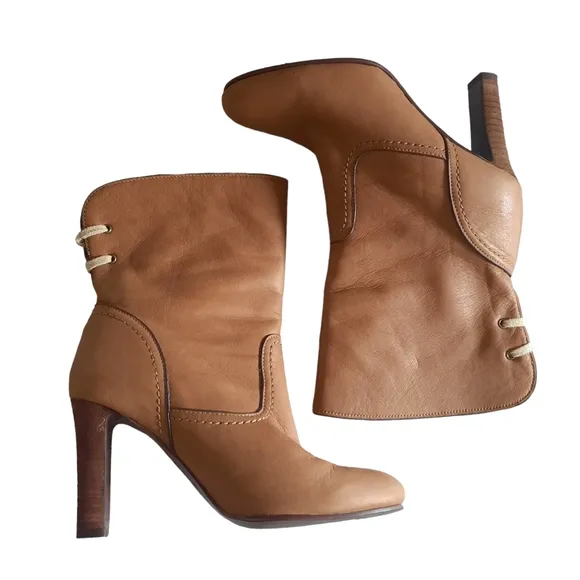 See By Cloe Lara Lace-Up Leather Boots