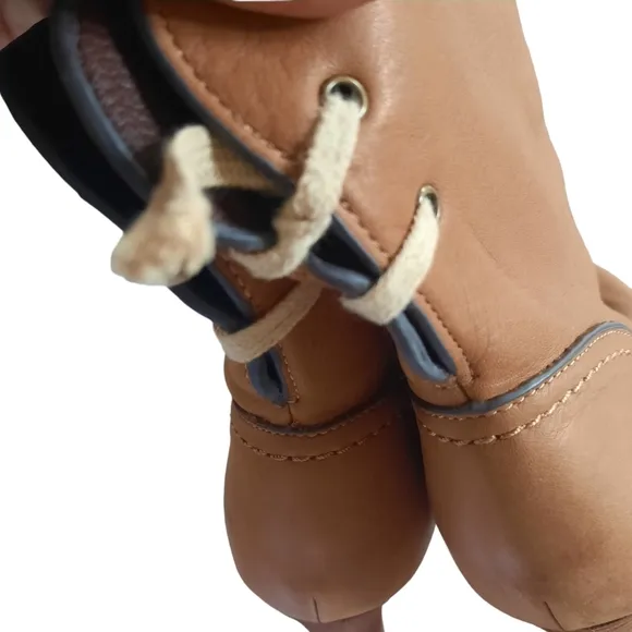 See By Cloe Lara Lace-Up Leather Boots