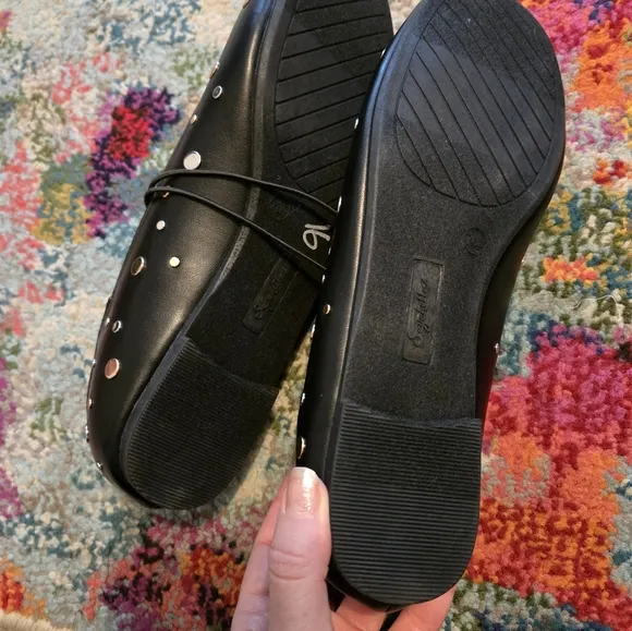 Seychelles Black Flats with Sparkling Studs and Rounded Toe