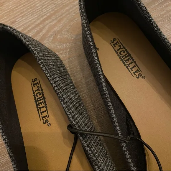 SEYCHELLES Sax Black/Gray Houndstooth Slip On Flats