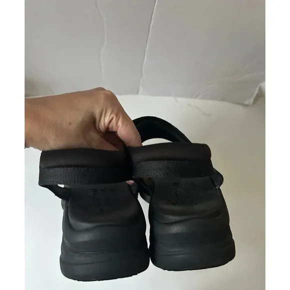 Skechers D'Lux Walker Sandals black size 8