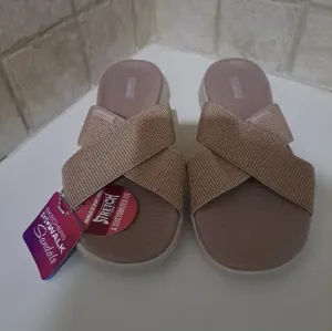 Skechers Rose Gold Go Walk Sandals Size 8 NWT
