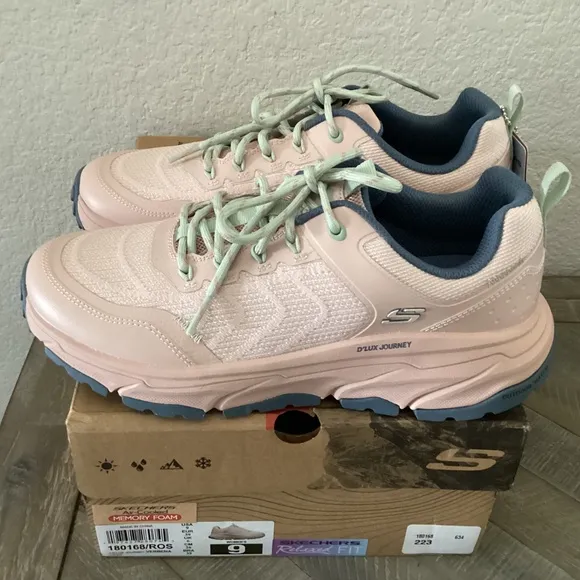 Skechers Women’s Relaxed Fit: D’Lux Journey Trail Running Sneakers, size 9