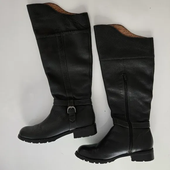 Sofft &quot;Claremont&quot; Black Pebble Leather Equestrian Riding Boots, Zipper, Size 7.5