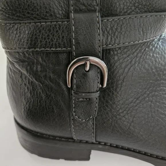 Sofft &quot;Claremont&quot; Black Pebble Leather Equestrian Riding Boots, Zipper, Size 7.5