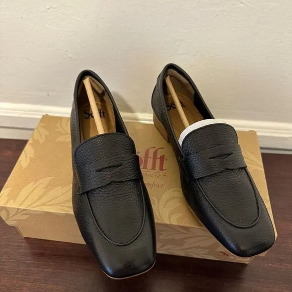 Sofft Black Leather Slip-On Loafers size 7, women’s