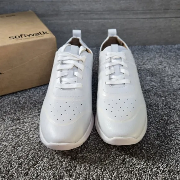 Softwalk Stella Women's Sneakers NEW size 10