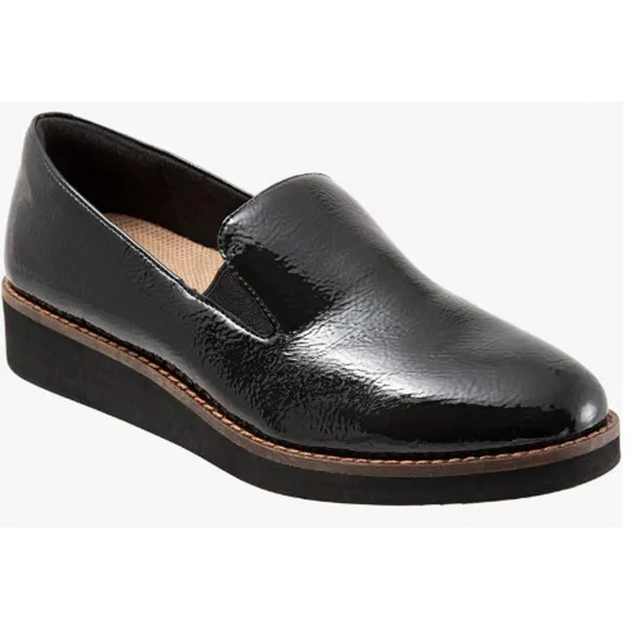 Softwalk Women's Whistle Loafer, Black, Size 5.0 M US