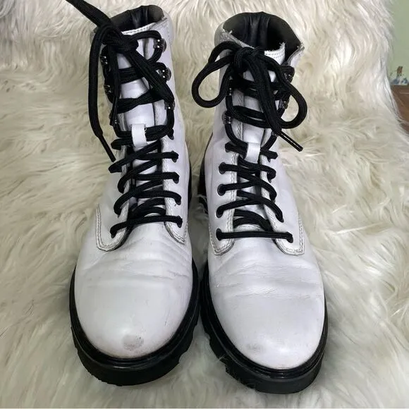 Sorel 9.5 Lenox White Lace Up Combat Hiking Boot Leather Waterproof Lug Sole