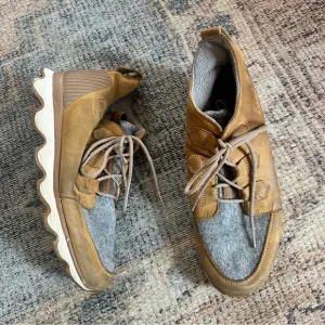 Sorel Brown and Gray Outdoor Snowshoes sz