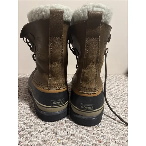 Sorel Caribou Boots Waterproof Natural Rubber 100% Sheep Fur Lining- Size 10