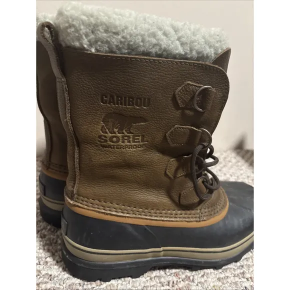 Sorel Caribou Boots Waterproof Natural Rubber 100% Sheep Fur Lining- Size 10