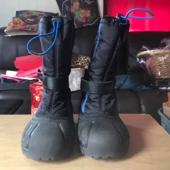Sorel flurry winter snow boots