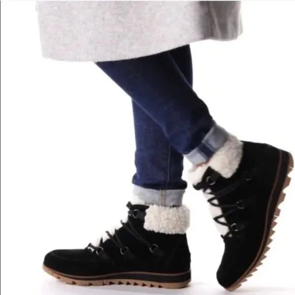 Sorel Harlow Lace Cozy Lace Up Ankle Boots Black Gray Sz 7