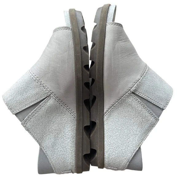 SOREL Joanie II Slide Crakle Sandals gray/ silver Size 9.5