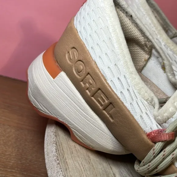 Sorel Kinetic Impact Lace Up Sneakers Coral Tan Outdoor Casual Hiking Breathable