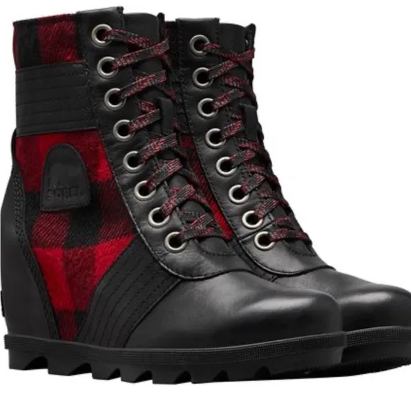 Sorel Lexie Wedge in Buffalo Plaid women’s size 7