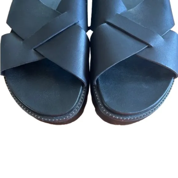 Sorel Roaming Criss Cross Slide - 7.5