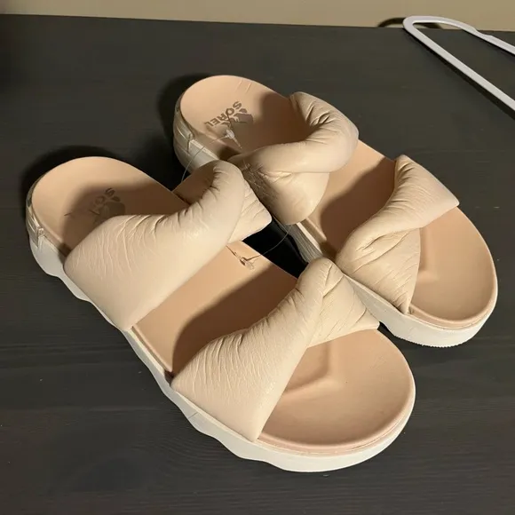 Sorel Vibe Twist Slide Sandals NEW