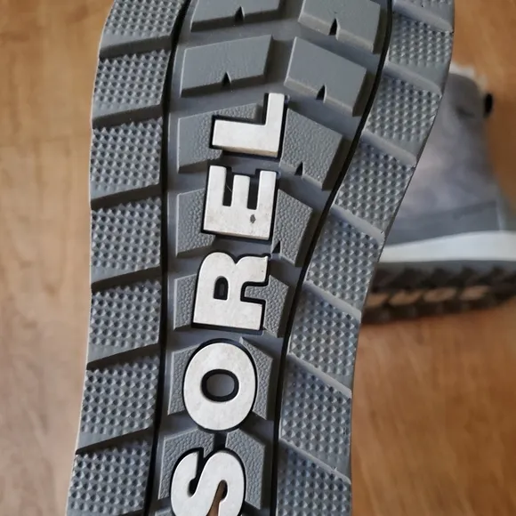 Sorel Youth Whitney II Joan Lace Girls Boots, Size 3