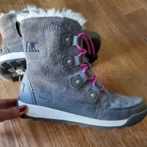 Sorel Youth Whitney II Joan Lace Girls Boots, Size 3