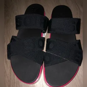 SOREL Black Punch Pink Sport Sandals. NEW