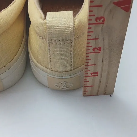 Sperry Crest Vibe Sneakers Women's Size 8 Pastel Yellow Top Sider Crosshatch