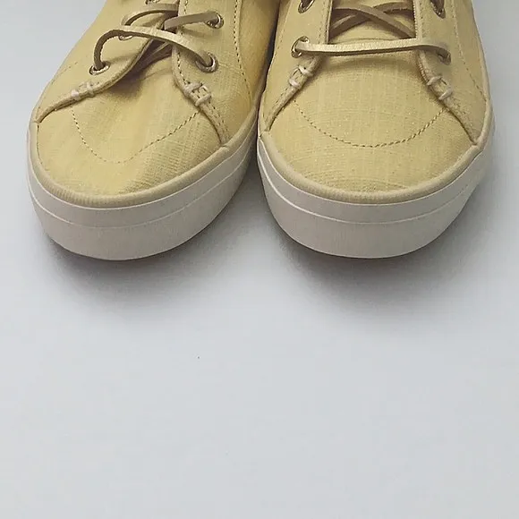 Sperry Crest Vibe Sneakers Women's Size 8 Pastel Yellow Top Sider Crosshatch