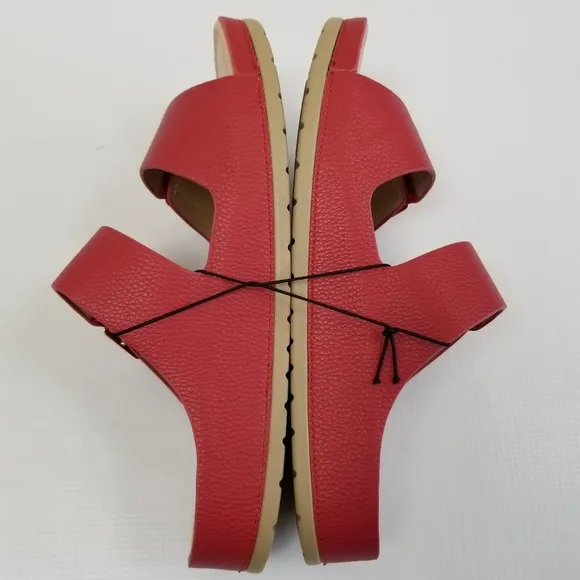 Spring Step Patrizia Slide Platform Sandals Size 7 NWOT