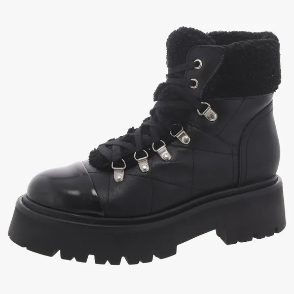 Steve Madden Reyes Black Women's Lace-Up Boots