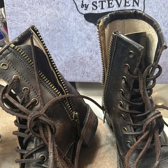 Steven by Steve Madden Brown Leather Boots