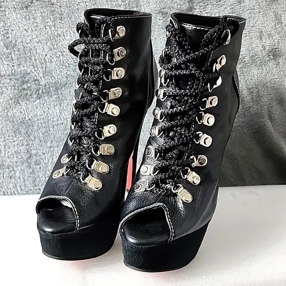 Stilettos Peep Toe Platform Lace-Up Boots with Red bottoms Size 8