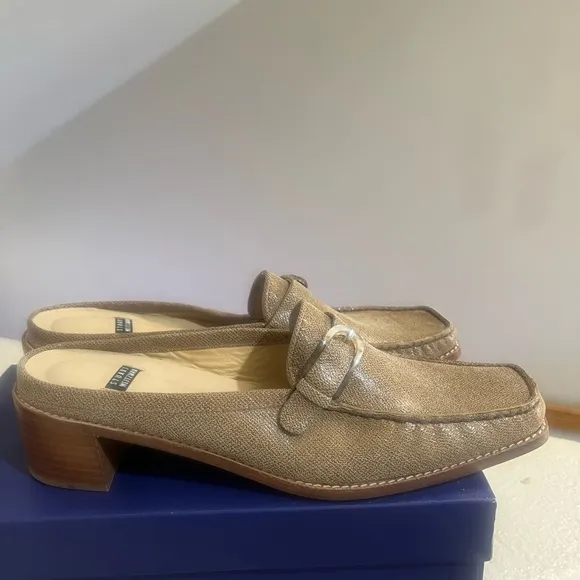 Stuart Weitzman Beige Textured Leather Slip On Slides Mules‎ Loafers Size 9.5M