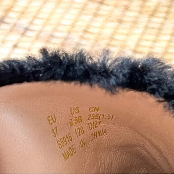 Stuart Weitzman Cammy Shearling-Strap Slide Sandals Women’s Size 6.5