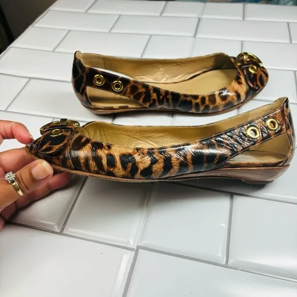 Stuart weitzman chitchat leopard printed ballets flats open toe 8M