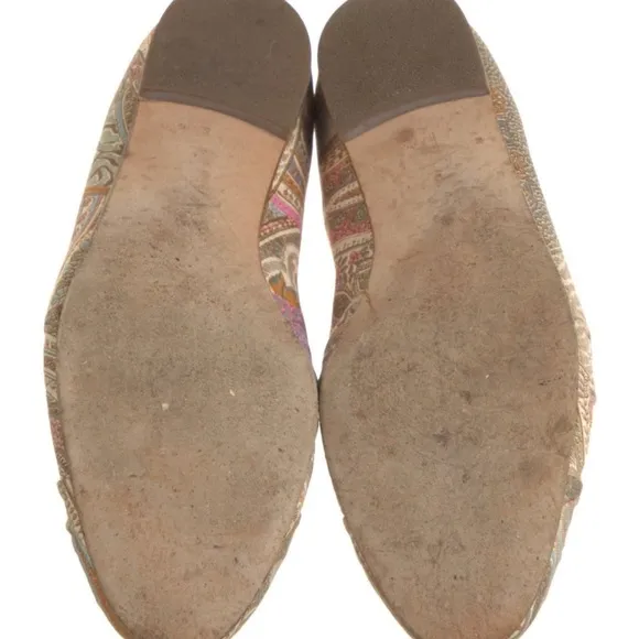 Stuart Weitzman Cream and Tan Flats with Bow Detail