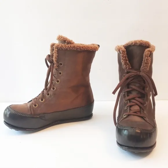 Stuart Weitzman Lace Up Boots