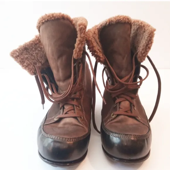 Stuart Weitzman Lace Up Boots
