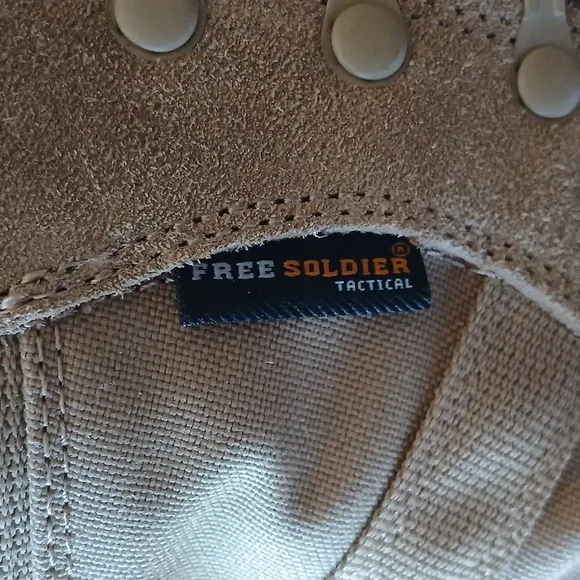 Tan Tactical Boots Free Solder Size 12 Waterproof.