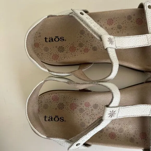 Taos Trophy 2 Leather Sandals Womens 9 40 Strappy Comfort Supportive Shoes White
