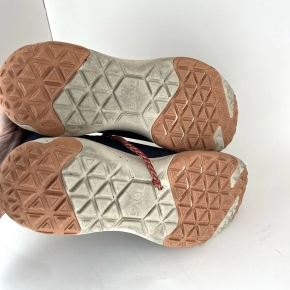 Teva Arrowood 2 Knit Trail Sneakers Womens Size 8.5 Navy Blue Peach Pre Owned