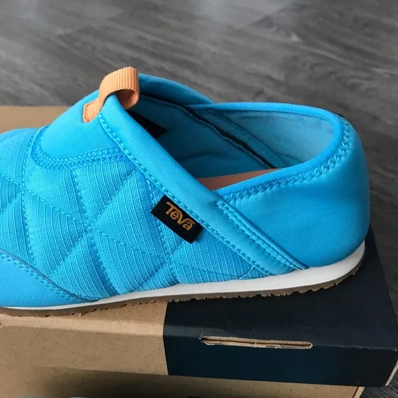 TEVA youth reember sneakers